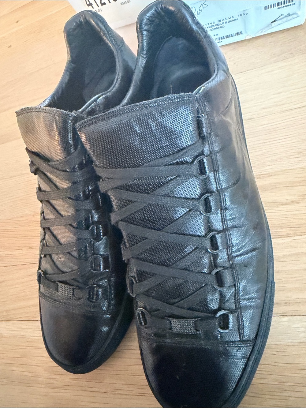 Balenciaga Arena Black Low-Top Sneakers - Picture 3 of 4